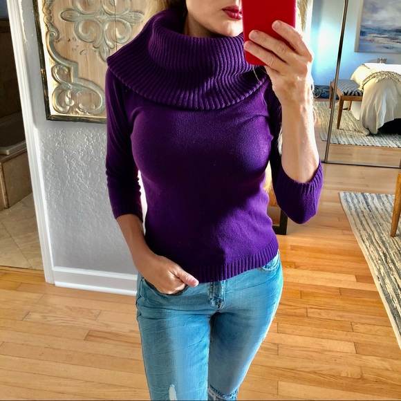 GAP Sweaters - Stunning purple turtle neck sweater